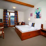 Kaskada 4* Kuřim