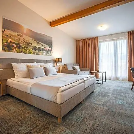 Kaskáda Hotel 4*
