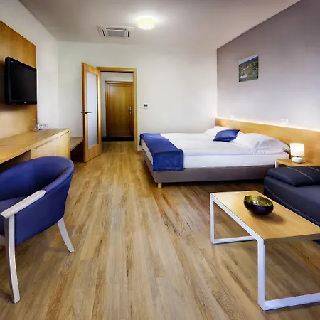 Hotel Kaskada Kuřim