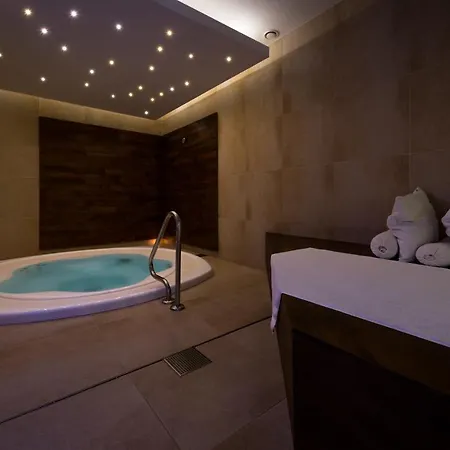 Hotel Kaskada Kuřim