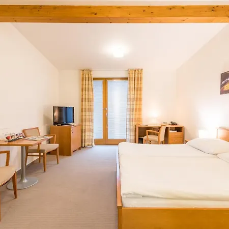 ホテル Kaskada Kuřim