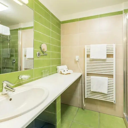 Kaskada Hotel 4*