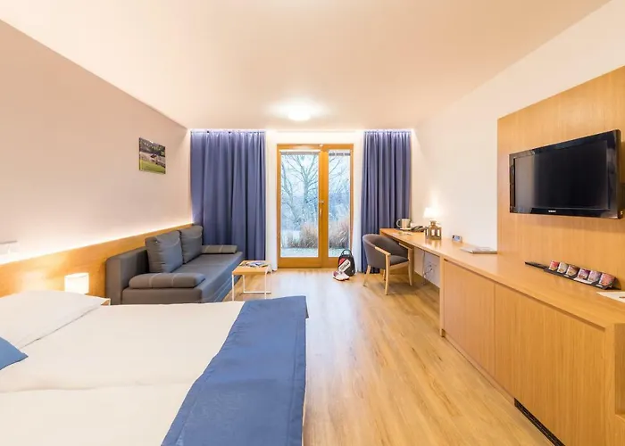 Hotel Kaskada 4*